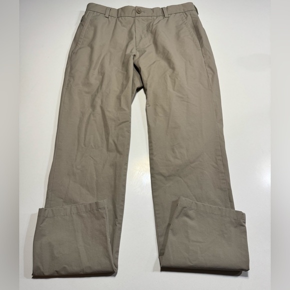 Vineyard Vines Other - Vineyard Vines Men’s 30x30 Performance On The Go Pants Beige Lightweight Golf